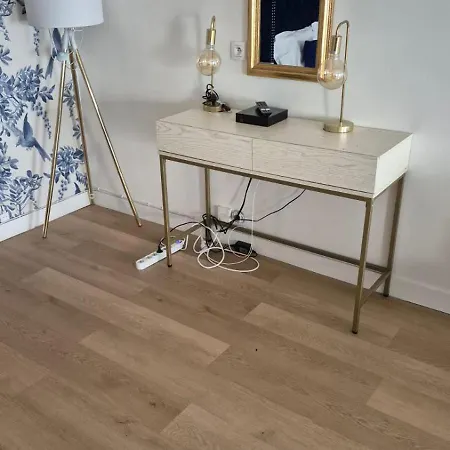 Daire Modern French Canal St Martin *